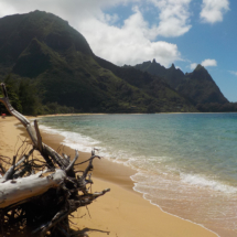 near-tunnels-beach